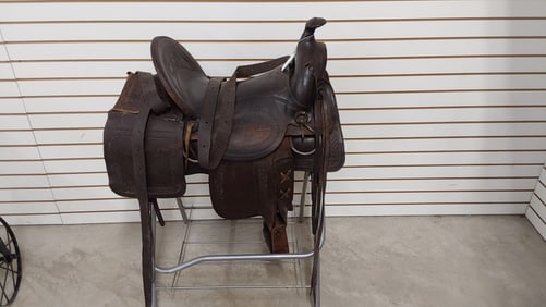 Herman H Heiser Saddlery Co. saddle with stand