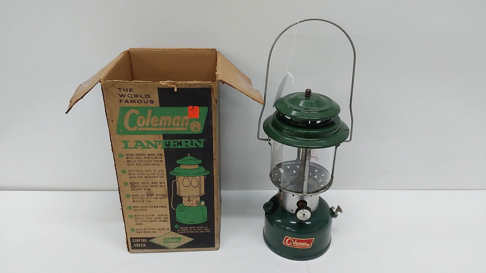 1965 Coleman lantern with box (1 of 1)