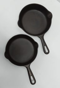 (2) Griswold cast iron skillets