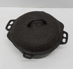 1935 #88 Chicago Hardware Foundry dutch oven w/lid