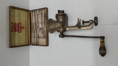 Keen Kutter meat grinder and utensil set