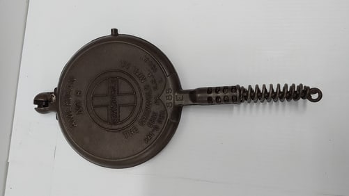 Griswold #8 waffle maker