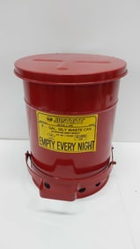 NOS 6-gallon Just Rite trash can