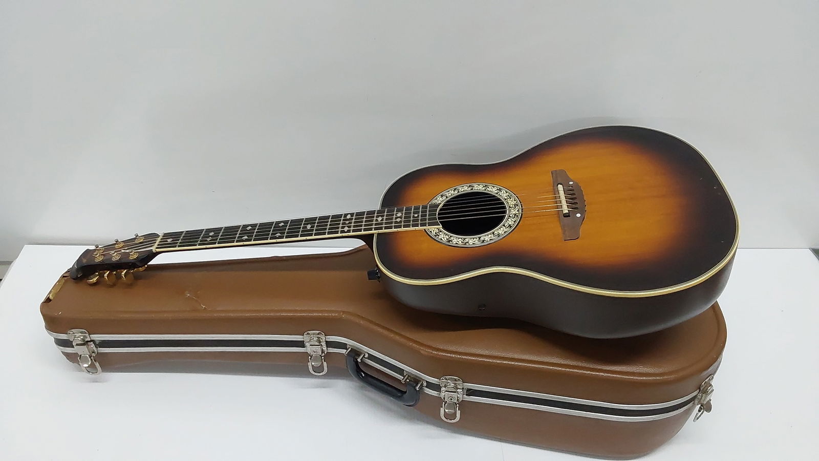 1976 Ovation 1617-1 acoustic/electric guitar: with OHSC, some damage on case