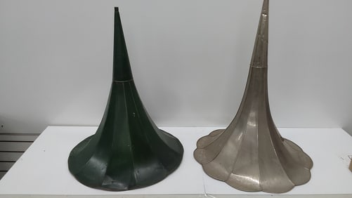 (2) phonograph horns