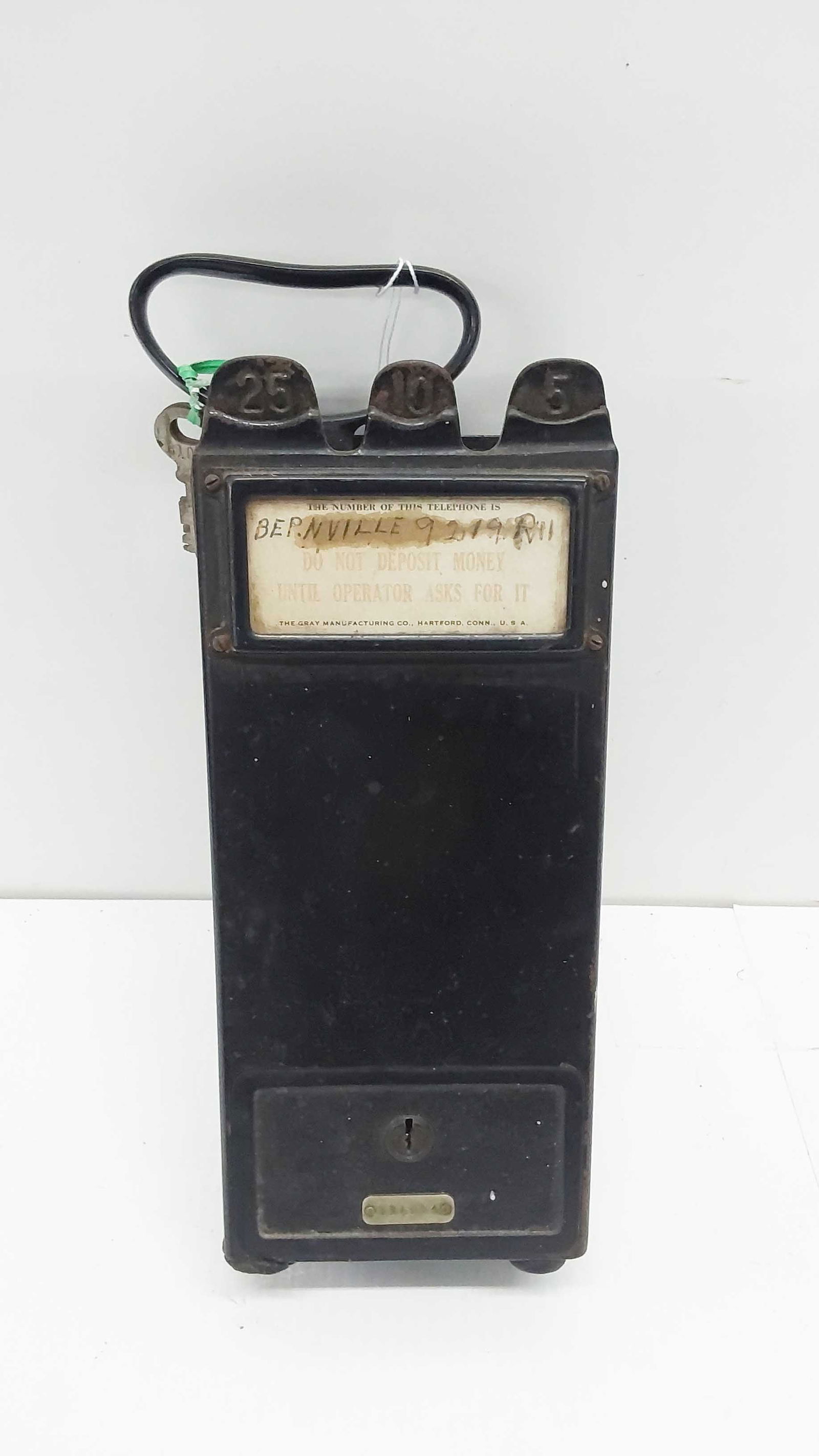 The Gray Tel. Pay Sta Co vintage telephone (1 of 2)