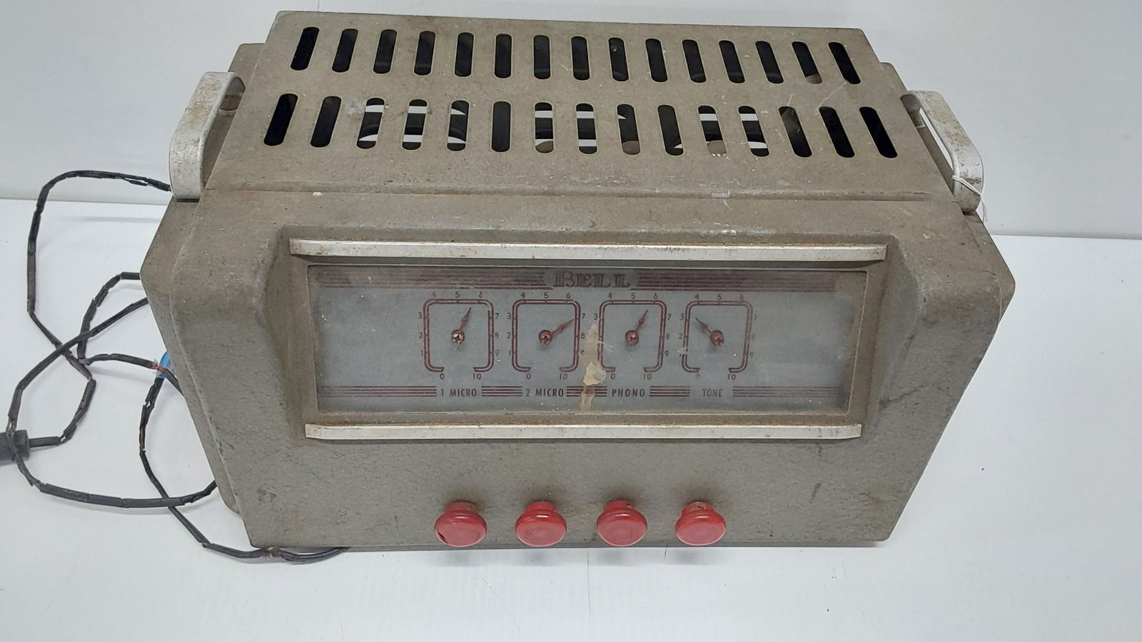 vintage Bell sound system (1 of 2)