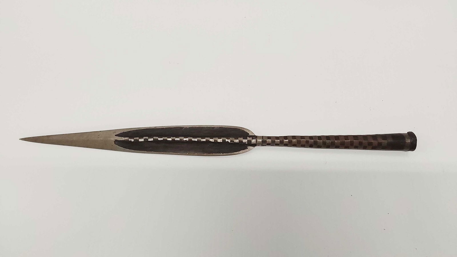 hand made spear head (1 of 4)