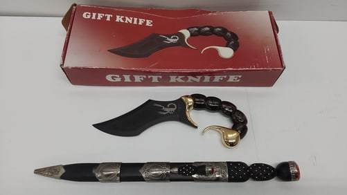 (2) fantasy weapons/knives