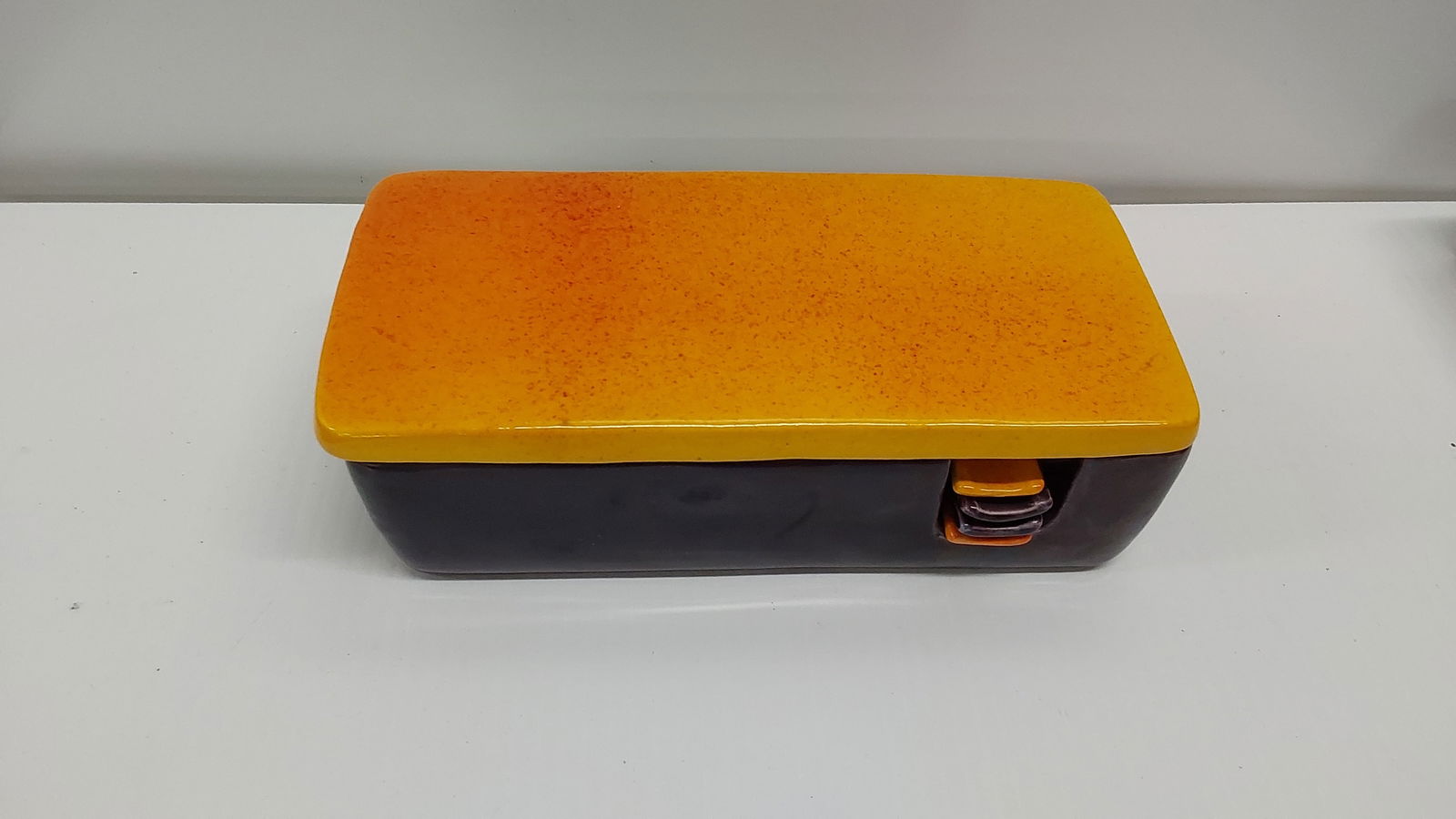 Raymor MCM ceramic cigarette box and ashtrays (1 of 2)