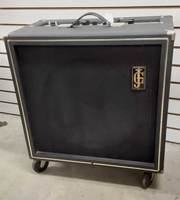 Giulietti tube amplifier with cover on wheels