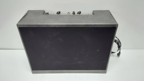 1930s Recording King tube amplifier
