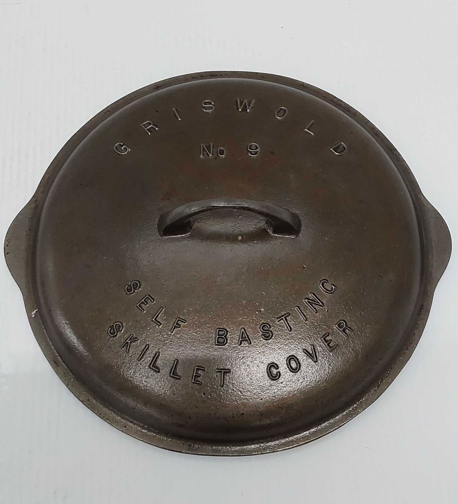 Griswold #9 skillet lid (1 of 2)