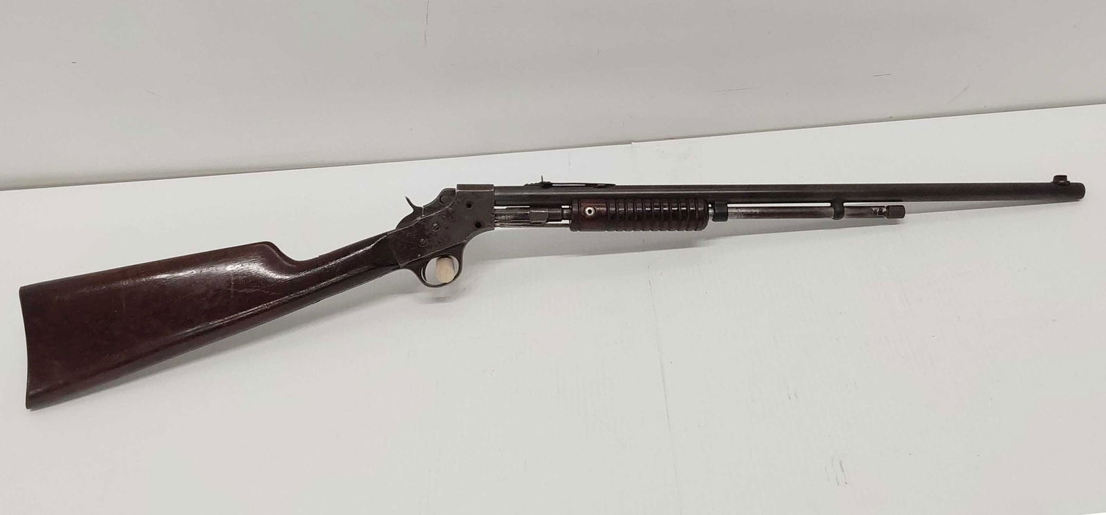 Stevens .22cal pump: Butt plate is missing. SN: 1799 WILL SHIP TO VALID FFL HOLDER ONLY.