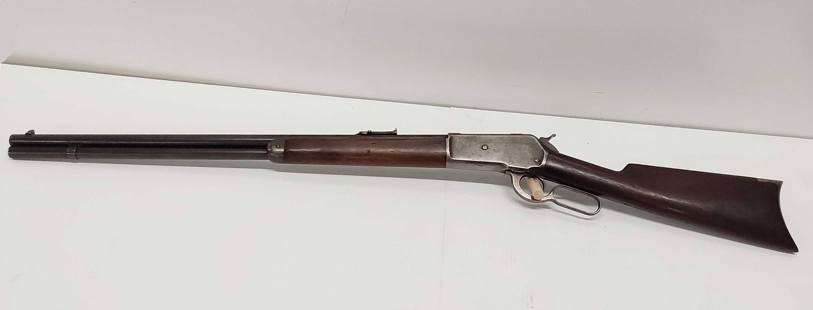 Winchester model 1886 45-70 lever action rifle: SN: 127652 WILL SHIP TO VALID FFL HOLDER ONLY.