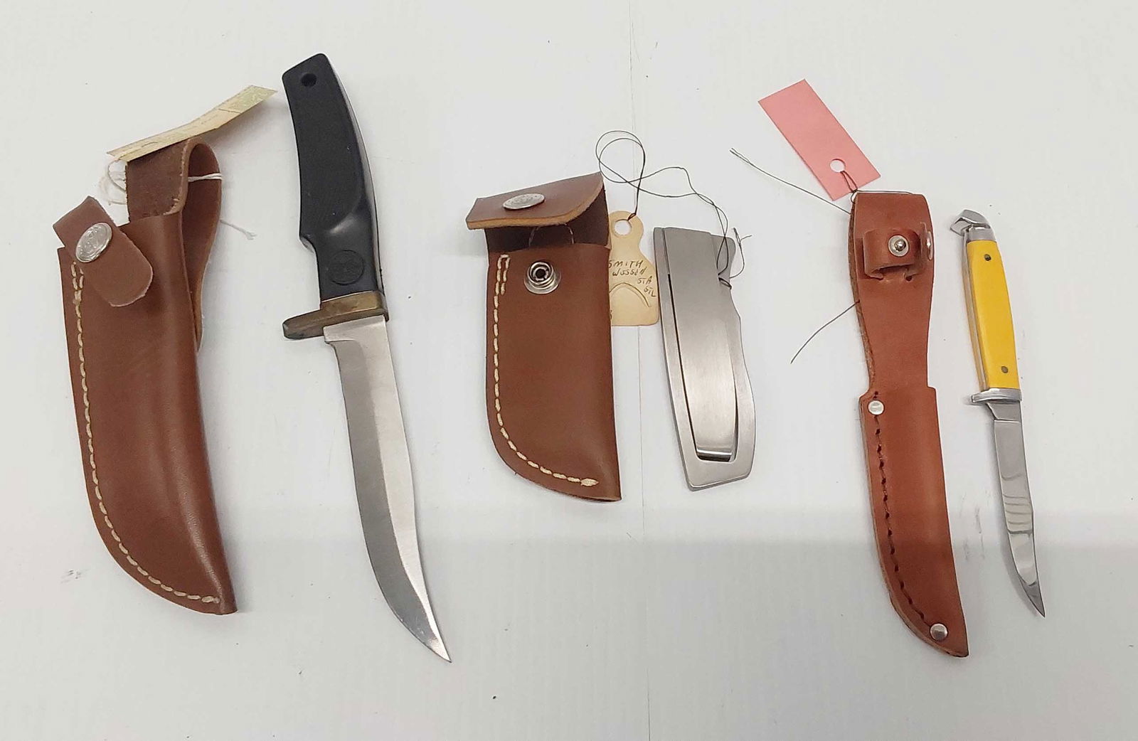 (3) sheath knives: (1) Queen and (2) Smith & Wesson