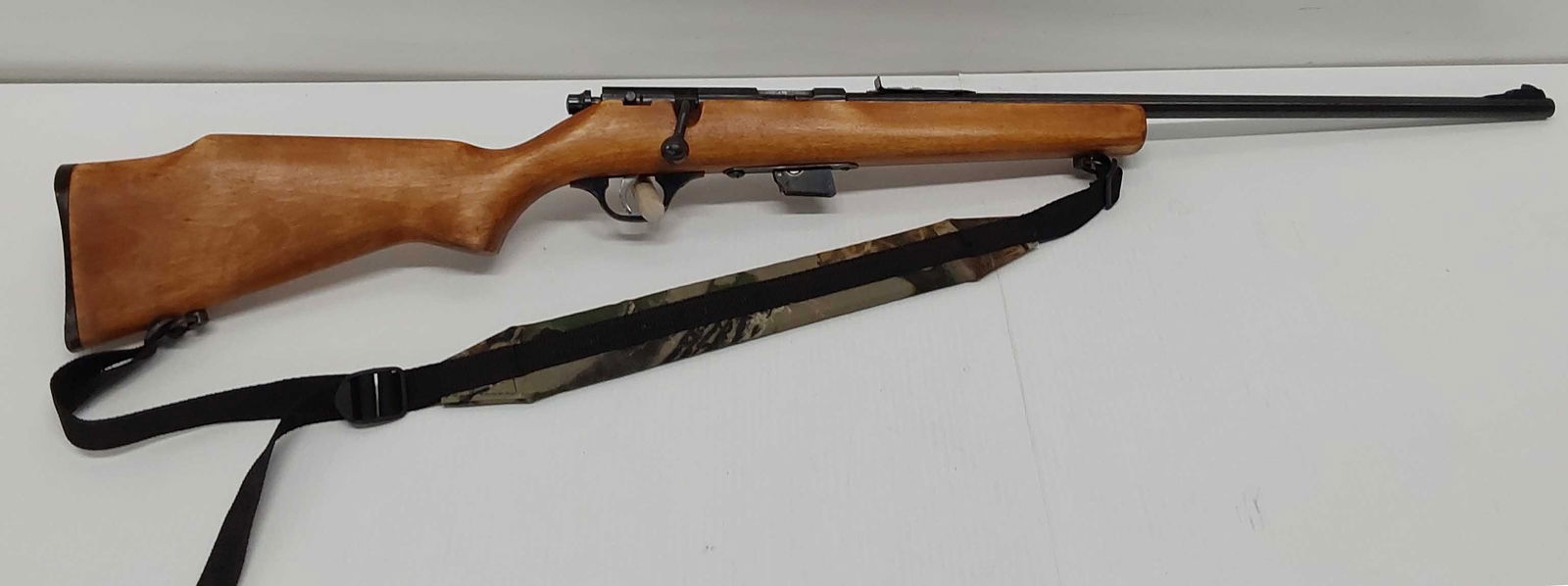 Glenfield model 25 .22cal BA rifle: with clip and sling SN: 19695712 WILL SHIP TO VALID FFL HOLDER ONLY.