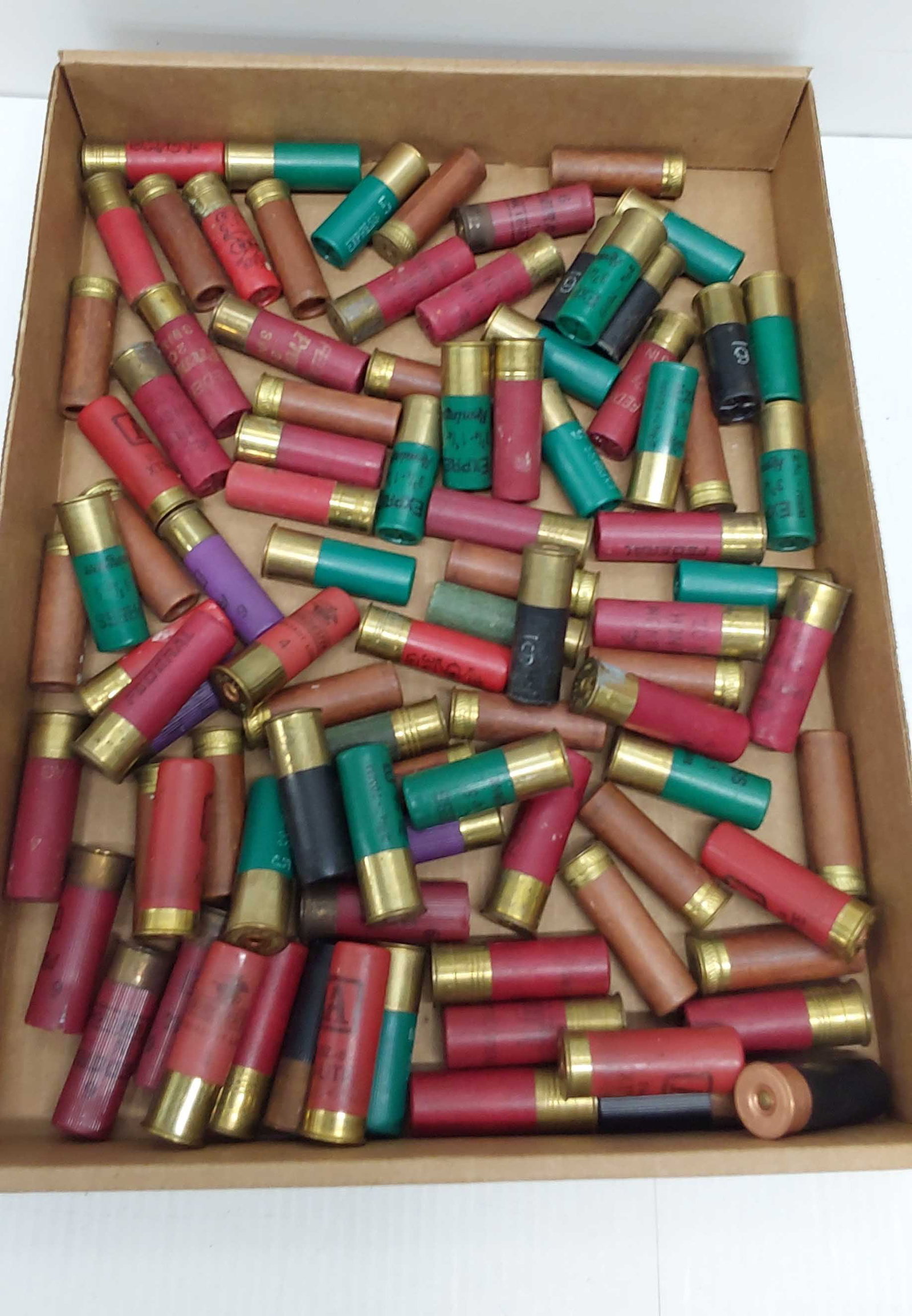 large shotgun ammunition lot: approximately (91) rounds (28) 16ga (some paper) (63) 12ga