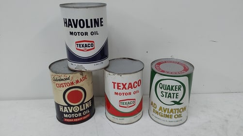 (4) FULL 1 QT cans of motor oil