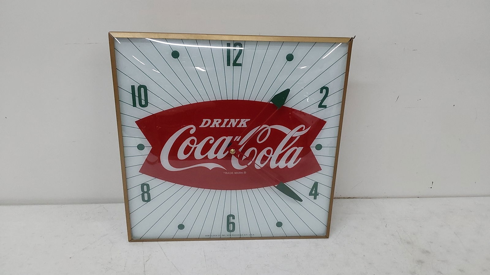 Coca-Cola light up PAM clock (1 of 3)