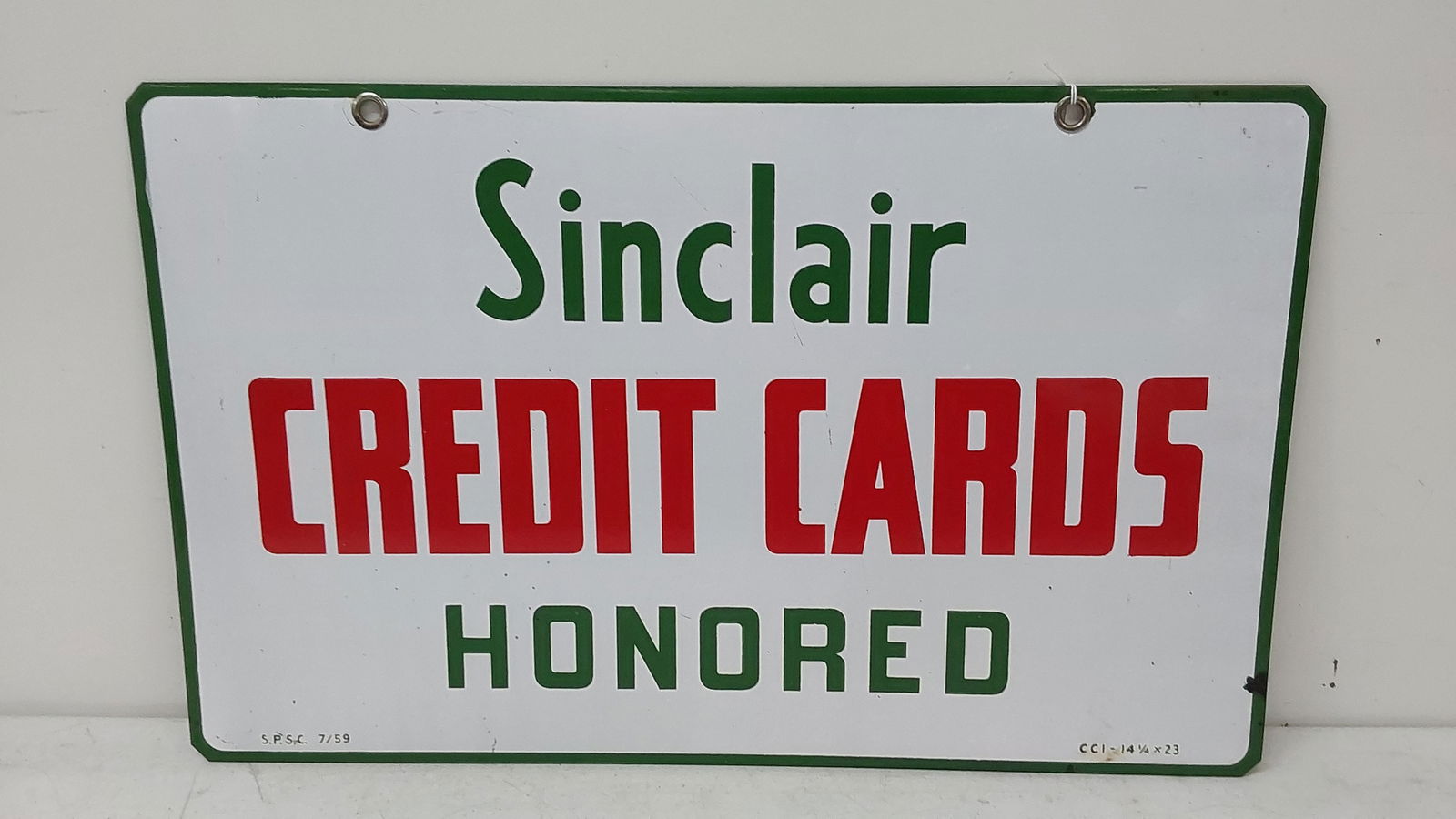 1959 Sinclair Credit Cards Honored DSP sign (1 of 2)