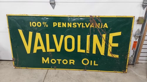 Valvoline Motor Oil SST sign