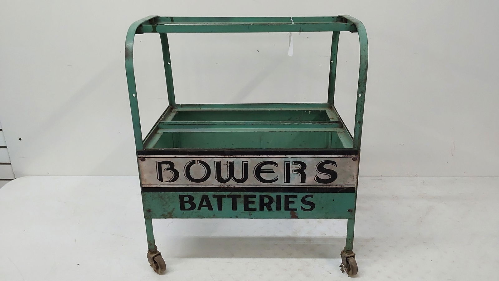 Bowers Battery rack on wheels (1 of 2)