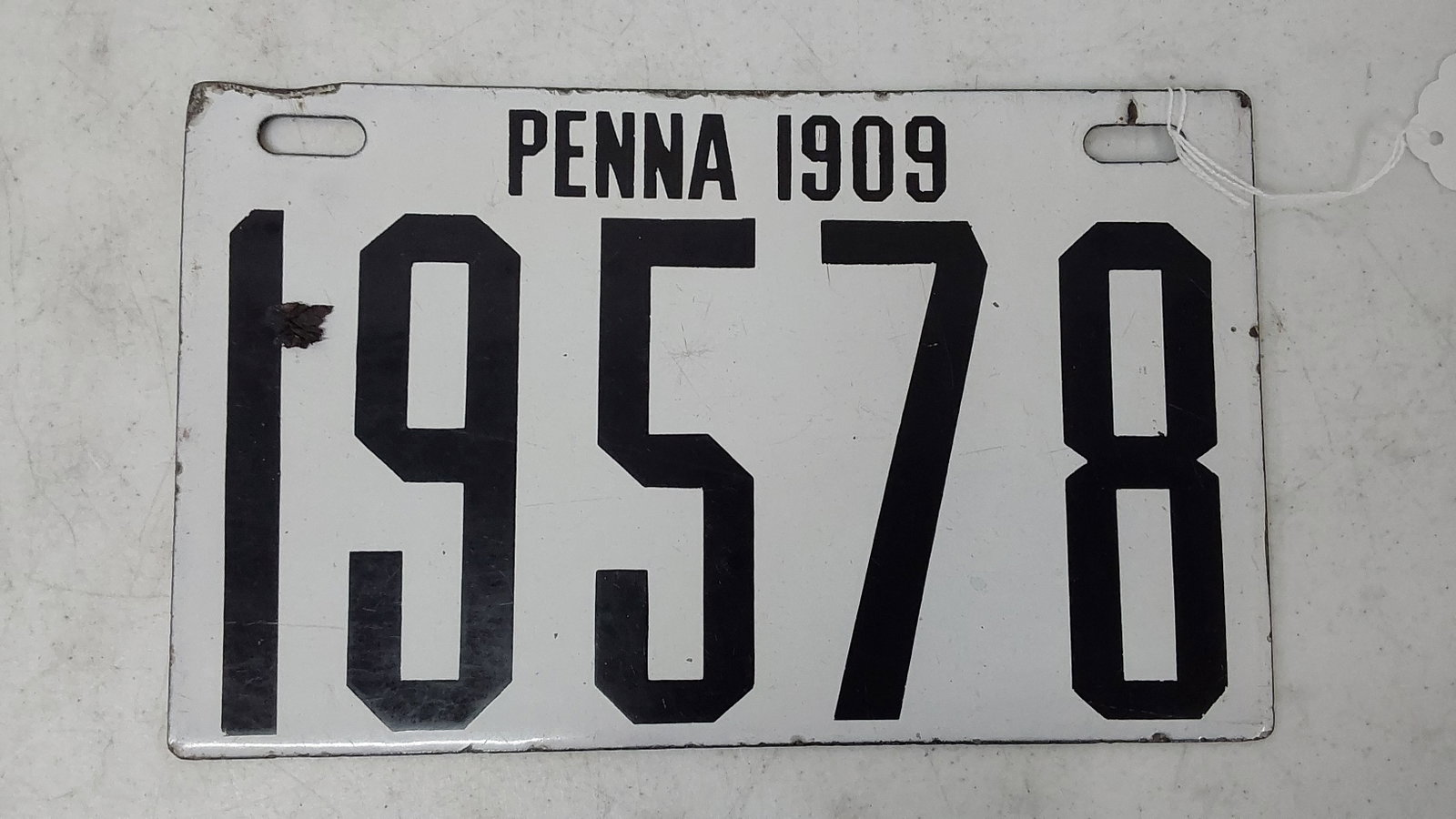 Pennsylvania 1909 porcelain license plate: Pennsylvania 1909 porcelain license plate