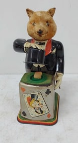 Magic Tricks Fox tin wind up toy
