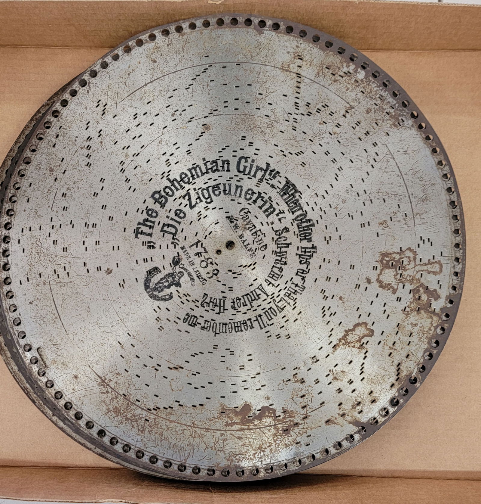 Polyphon musical discs: 15 polyphon musical discs