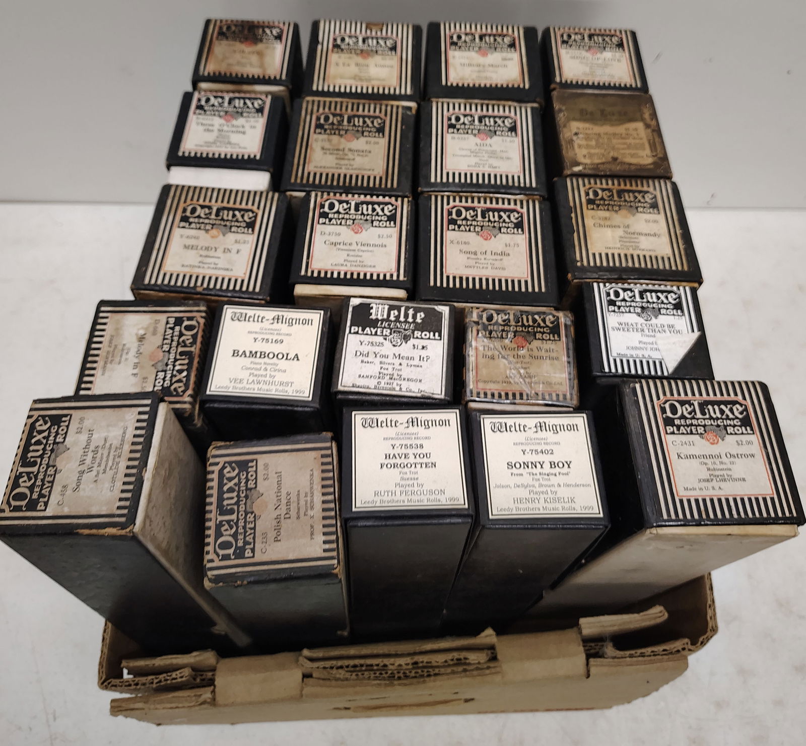 Reproducing record piano rolls: 18 deluxe piano rolls 4 Welte Mignon piano rolls