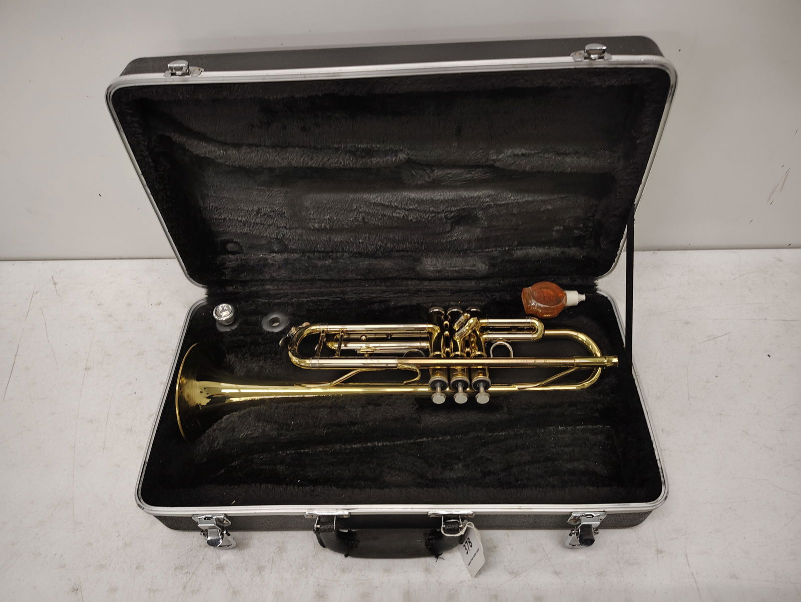 trumpet: Antigue Vosi trumpet #110388 cleaned and ready to use