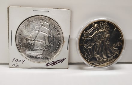 2000 silver eagle and Constitution coin silver