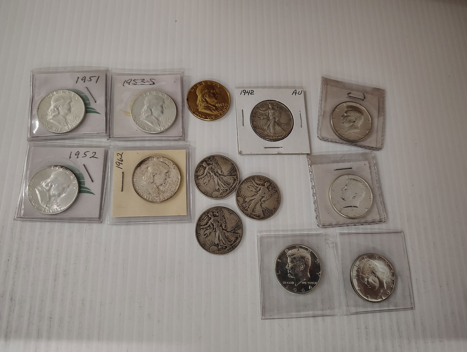 miscellaneous lot of silver half dollars (1 of 1)