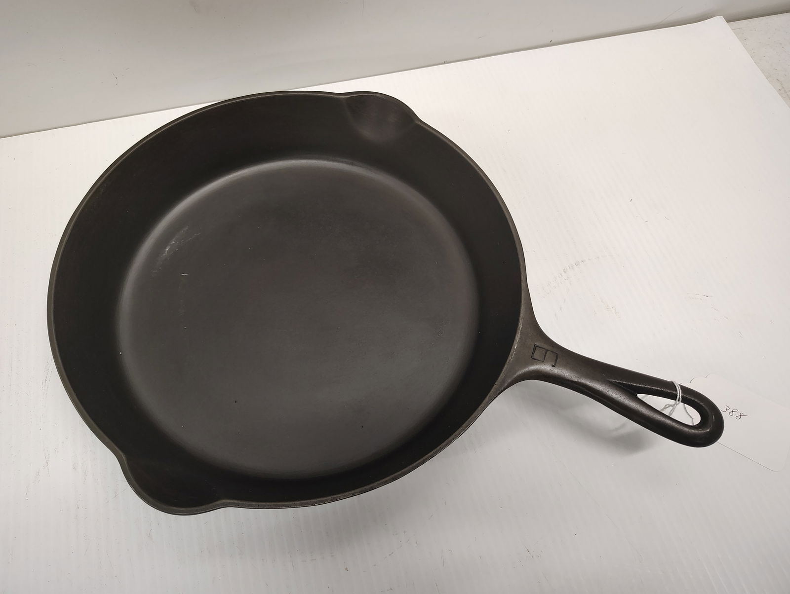 Griswold: #9 skillet good condition