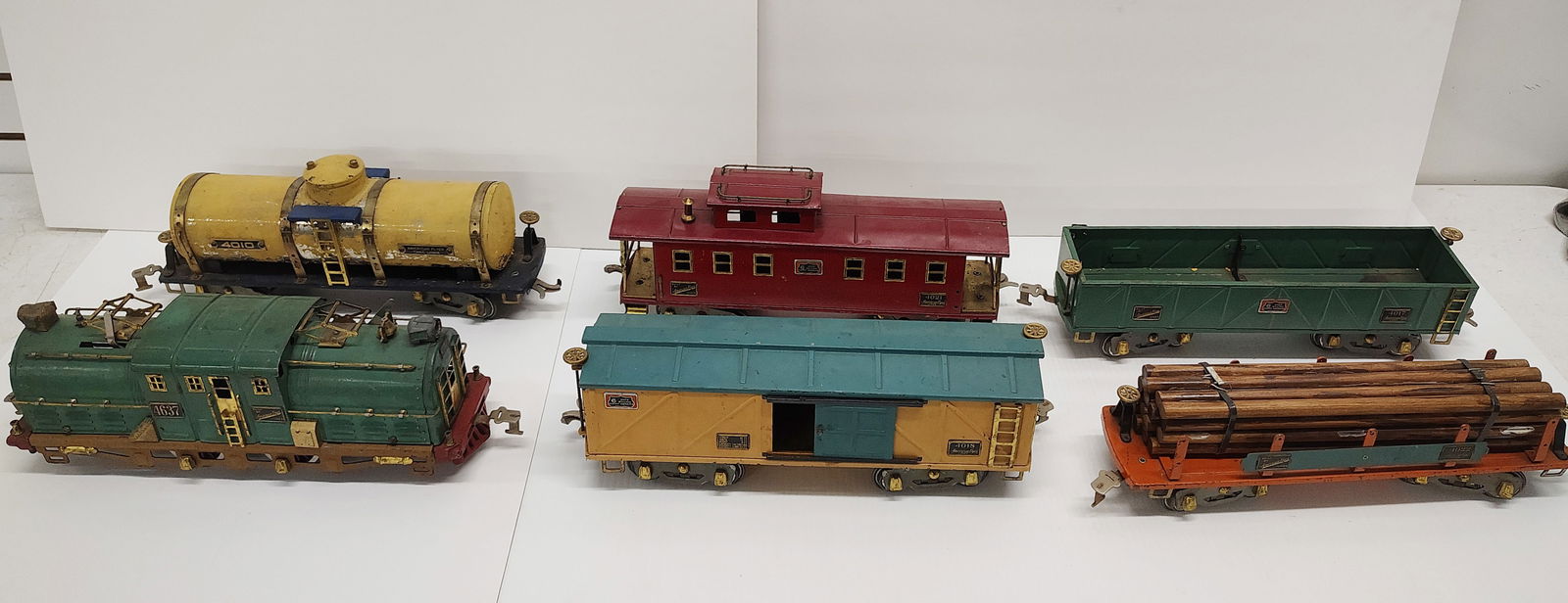 Trains: #4637 American Flyer Shasta set standard gauge
