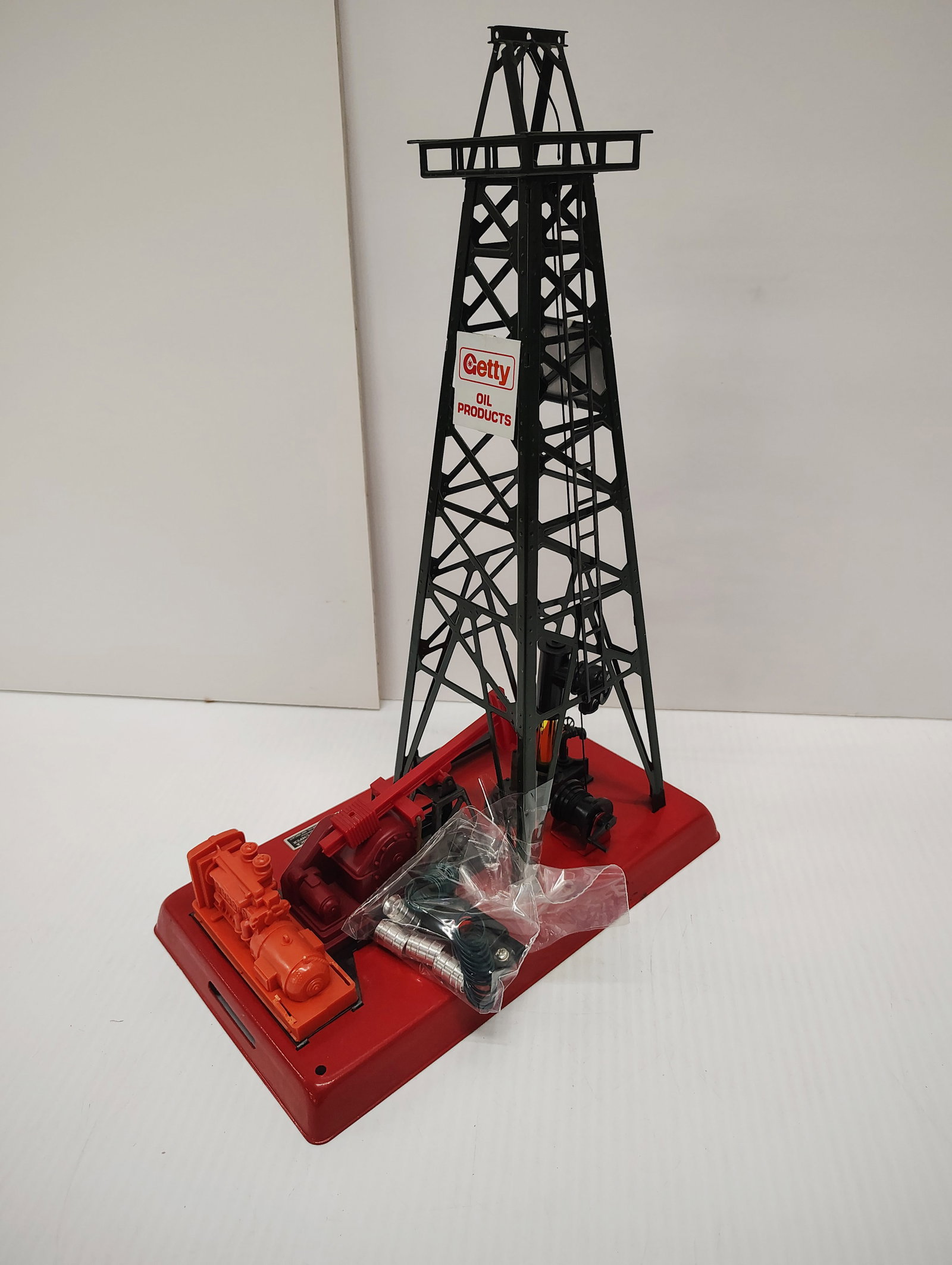 Lionel: 2305 Lionel oil well