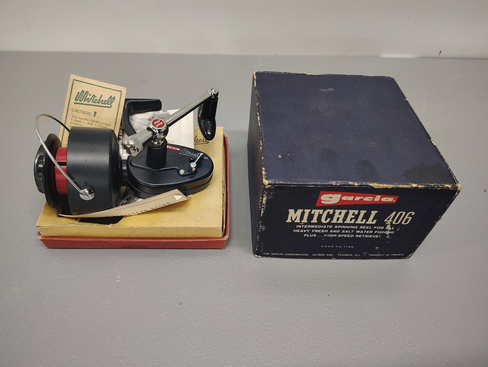 Fishing item: Garcia Mitchell 406 fresh and salt water looks like it has never been used with original box