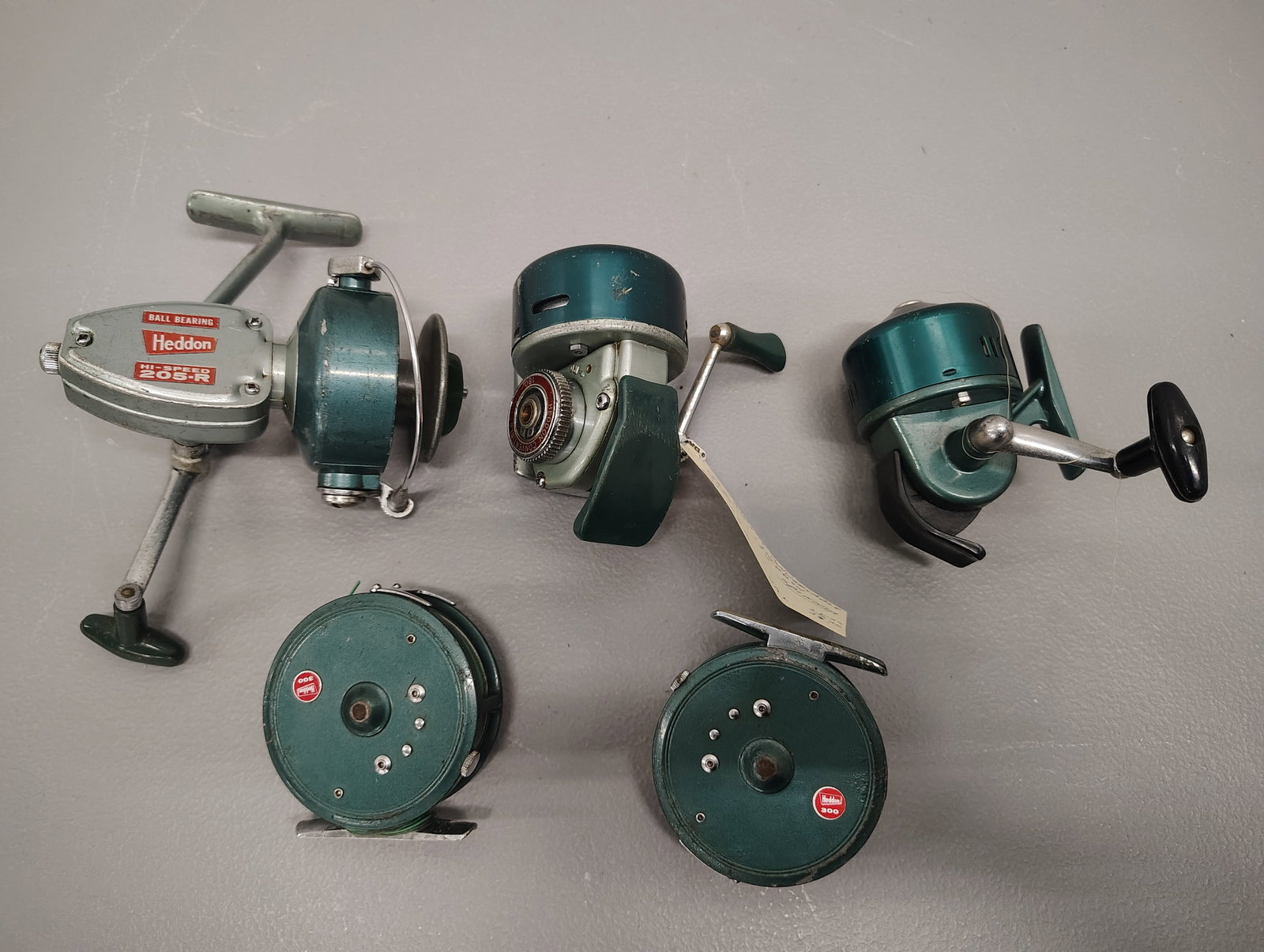 Fishing items: 5 heddon fishing reels