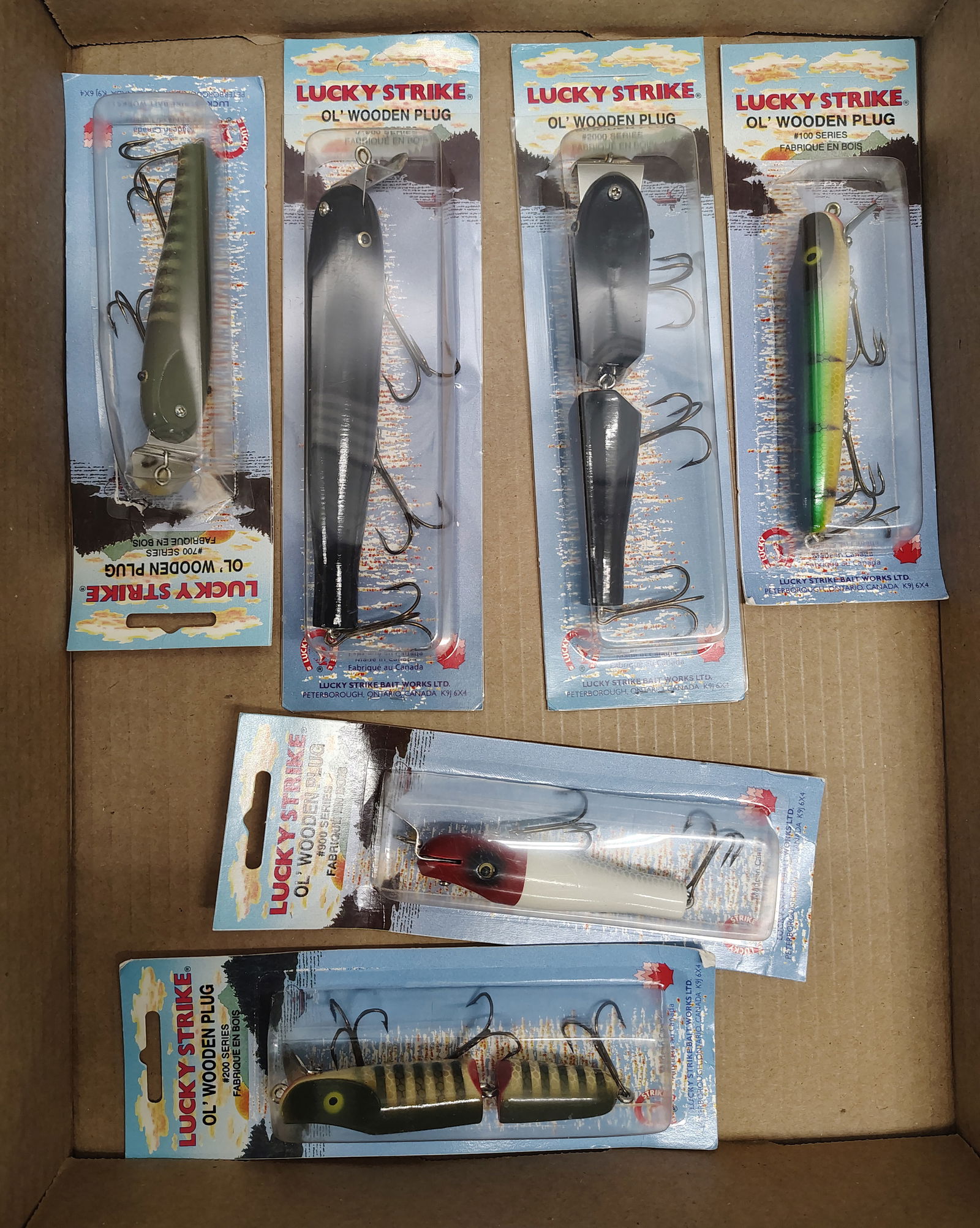 Fishing items: 6 lucky strike lures