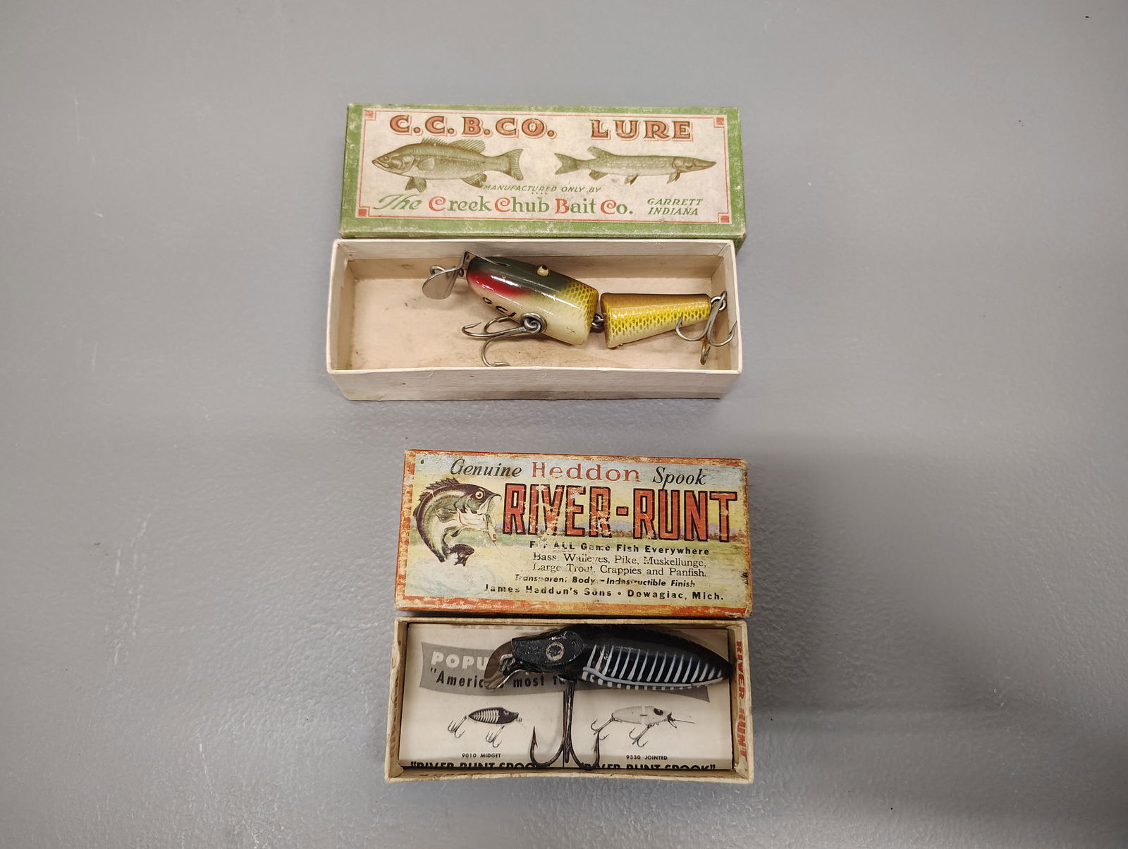 Fishing items: heddon-river runt creek chub jointed pikie