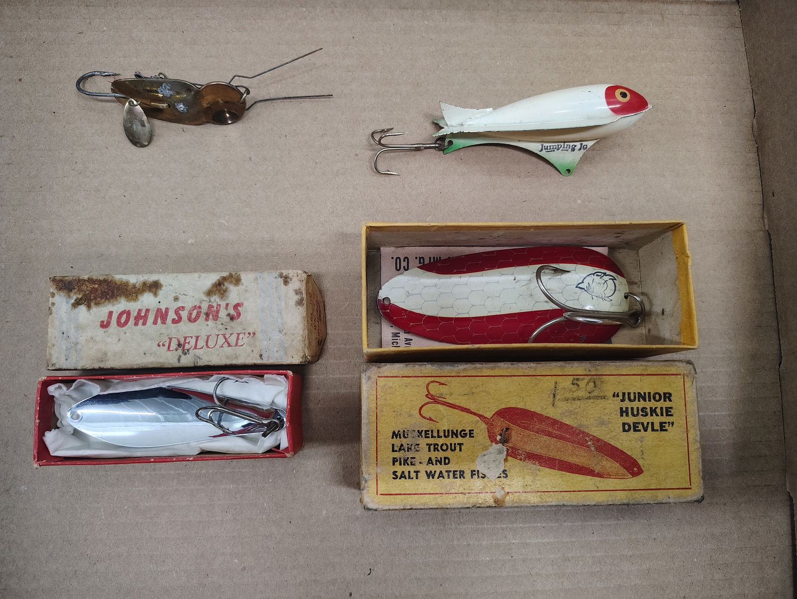 Fishing items (1 of 3)