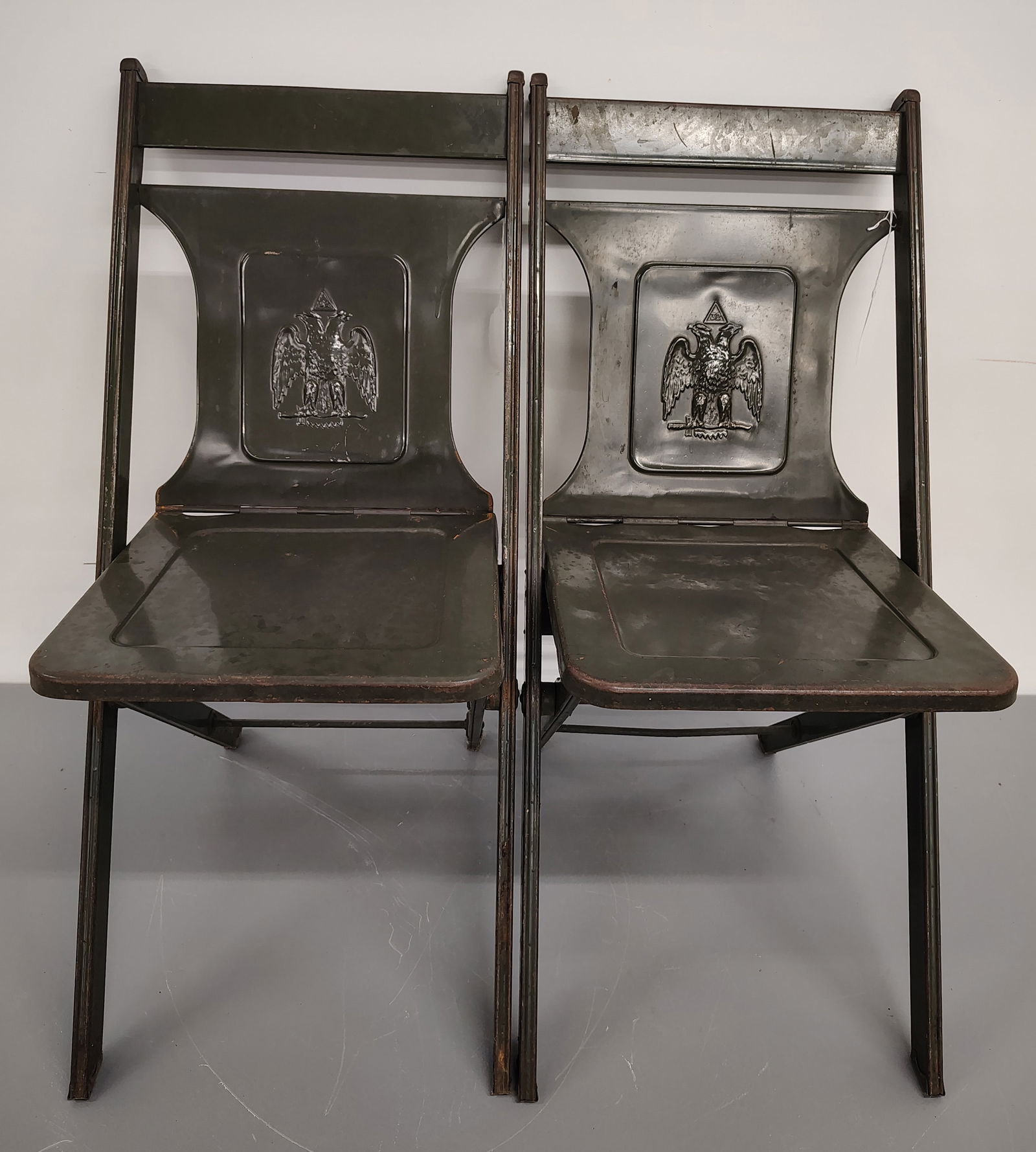Chairs (1 of 3)
