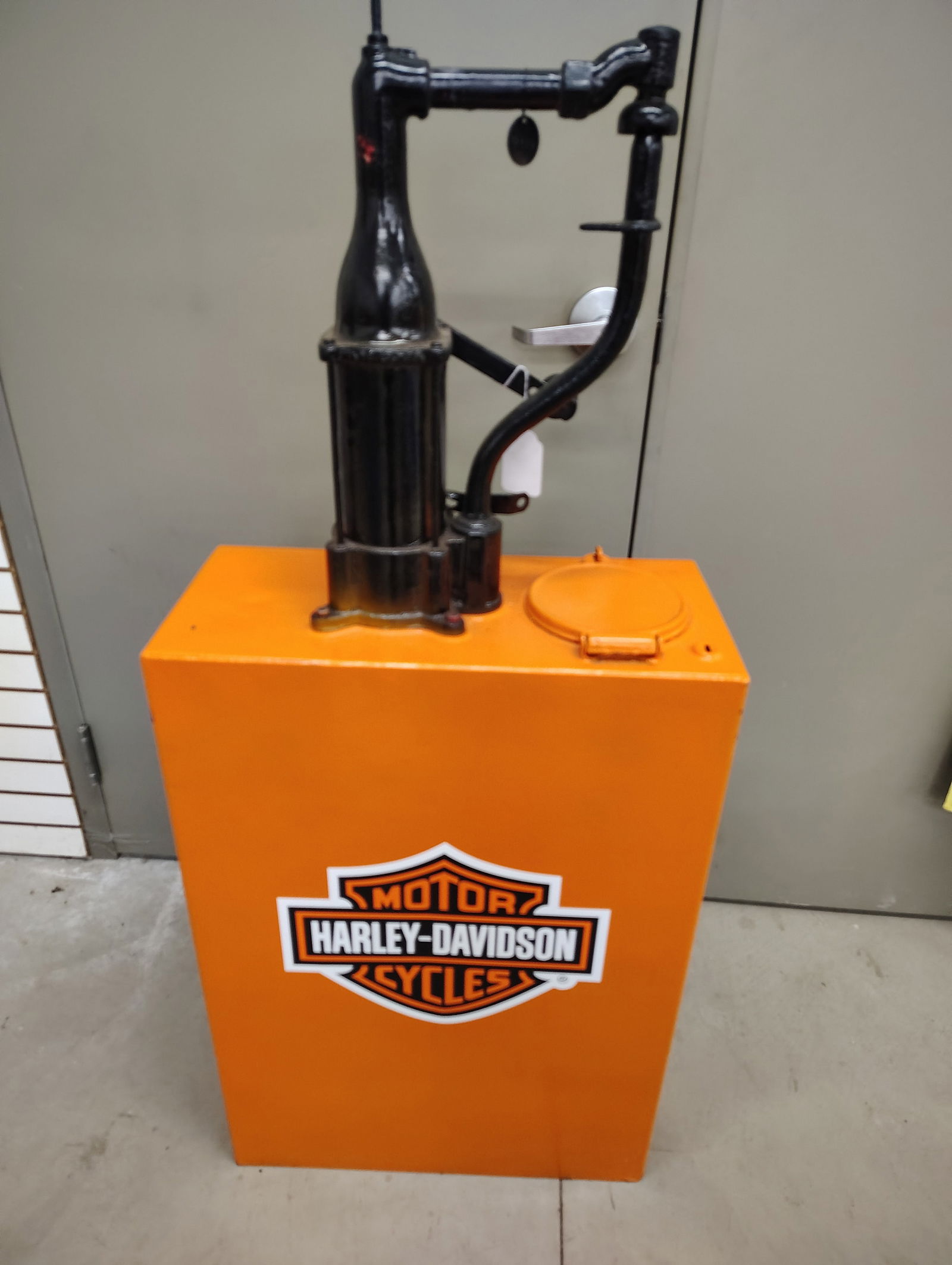 oil drum: oil drum restored in Harley Davidson