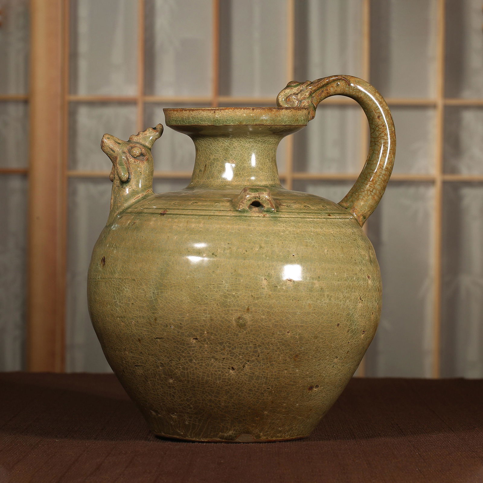 The blue glazed chicken head pot of Xiangzhou kiln in the northern and Southern Dynasties of China (1 of 13)