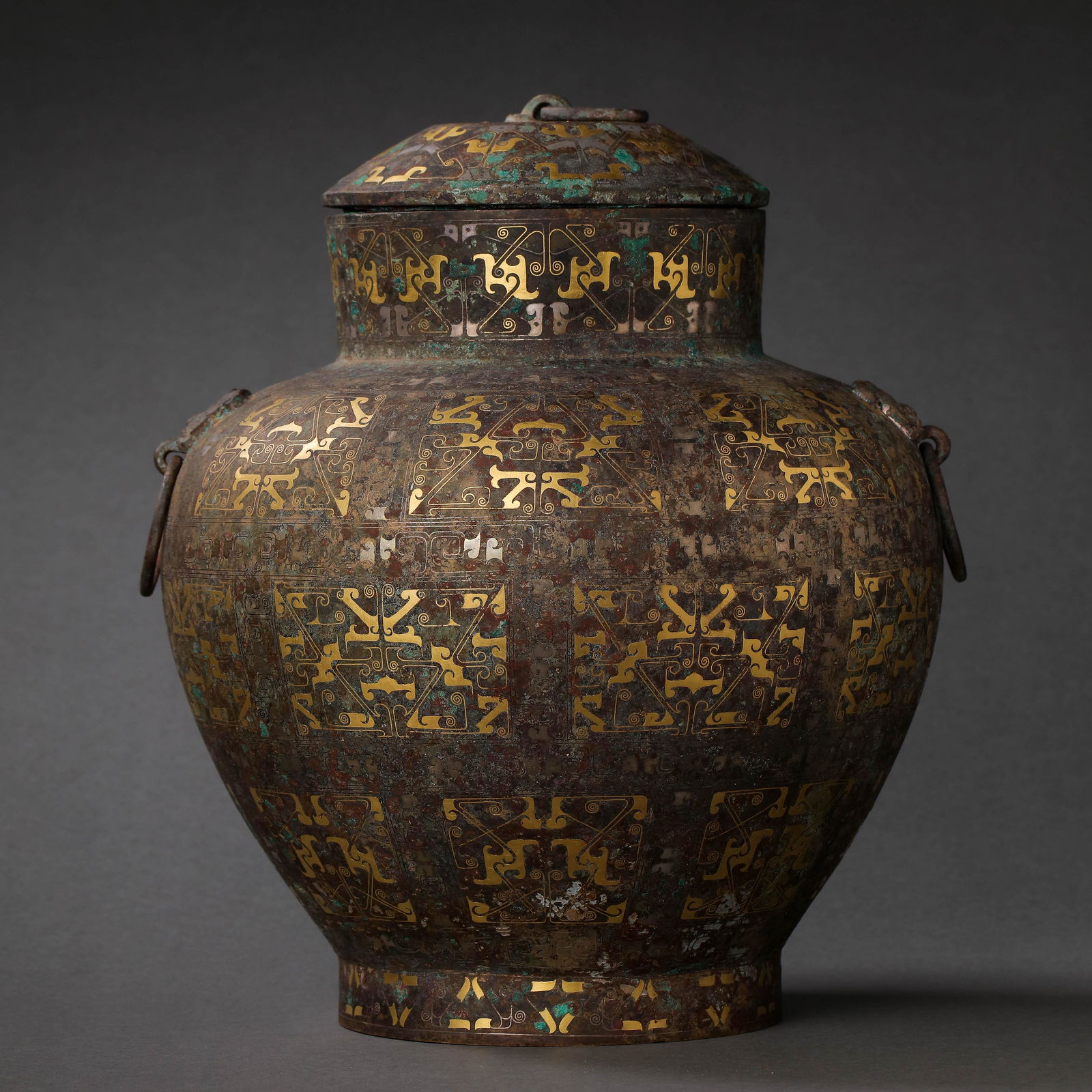Copper inlaid gold and silver covered cans in the Warring States period of China (1 of 12)