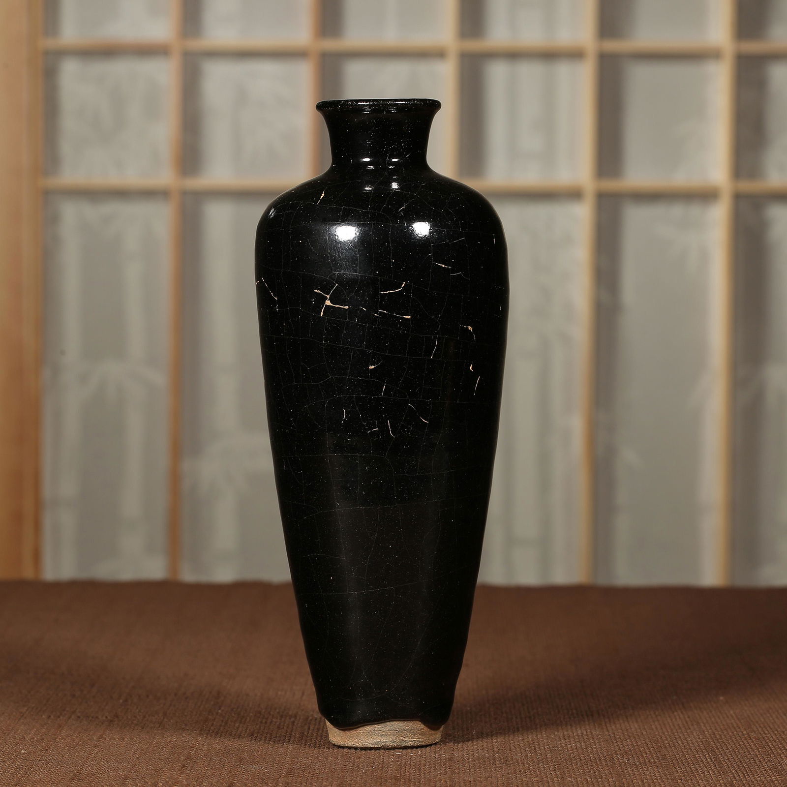 Black glazed vase of song and Jin Dynasties in China (1 of 11)