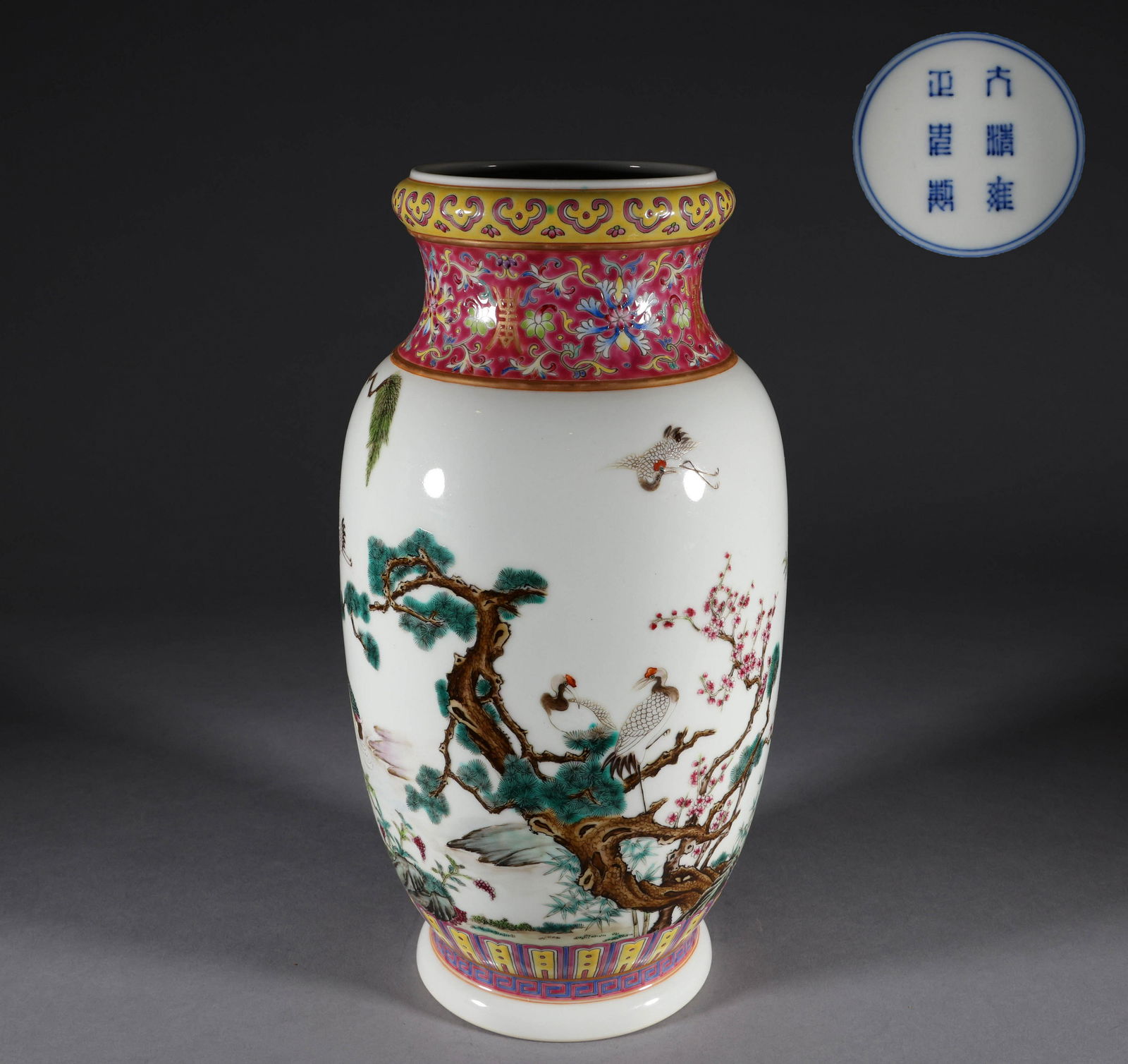 Qing Dynasty pastel vase with pine and crane patterns (1 of 10)