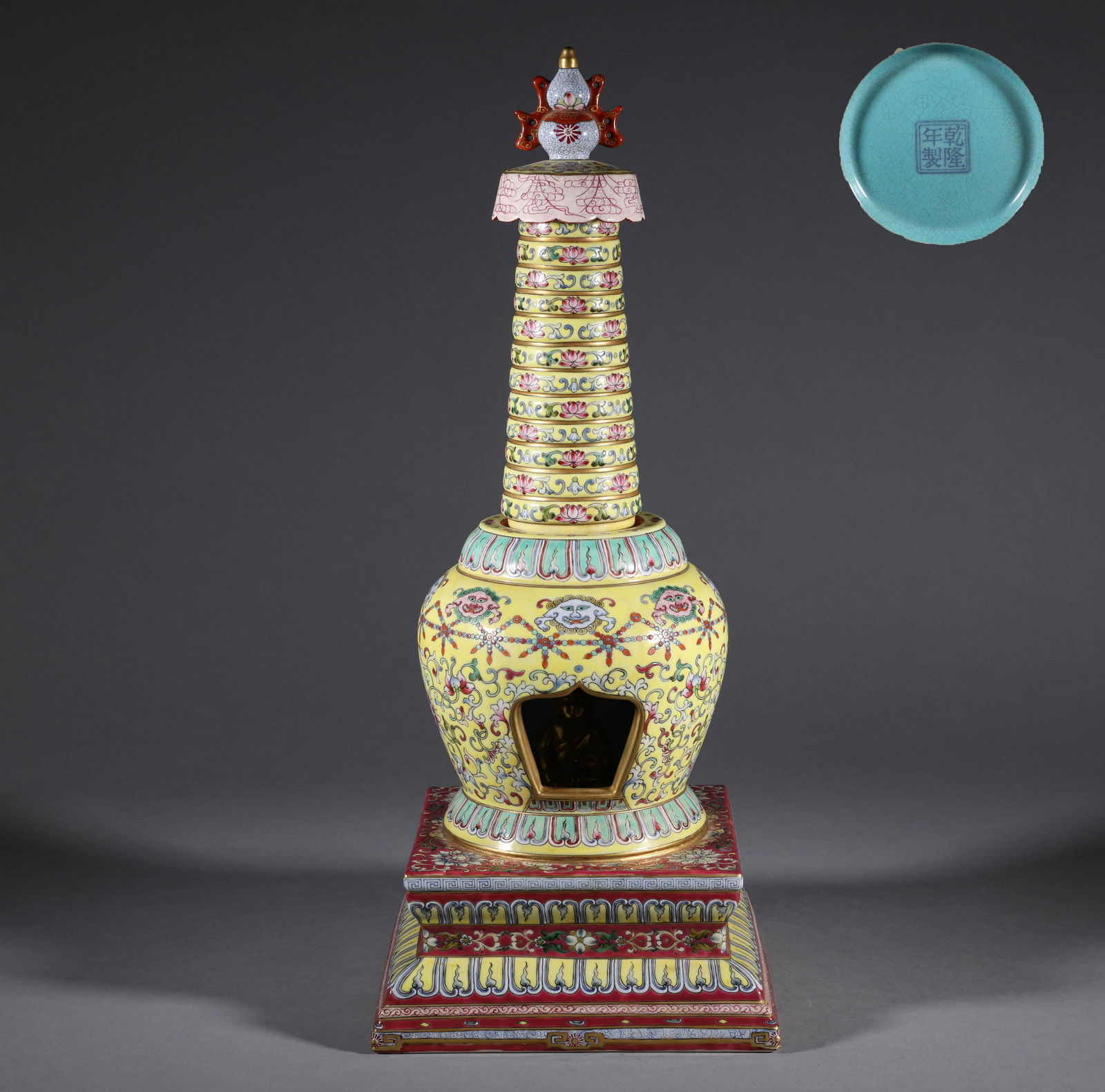 Qing Dynasty enamel enamel porcelain pagoda with eight-treasure pattern (1 of 10)