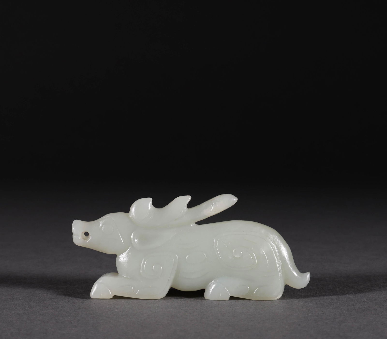 Jade beast of Hetian in Ming Dynasty (1 of 7)